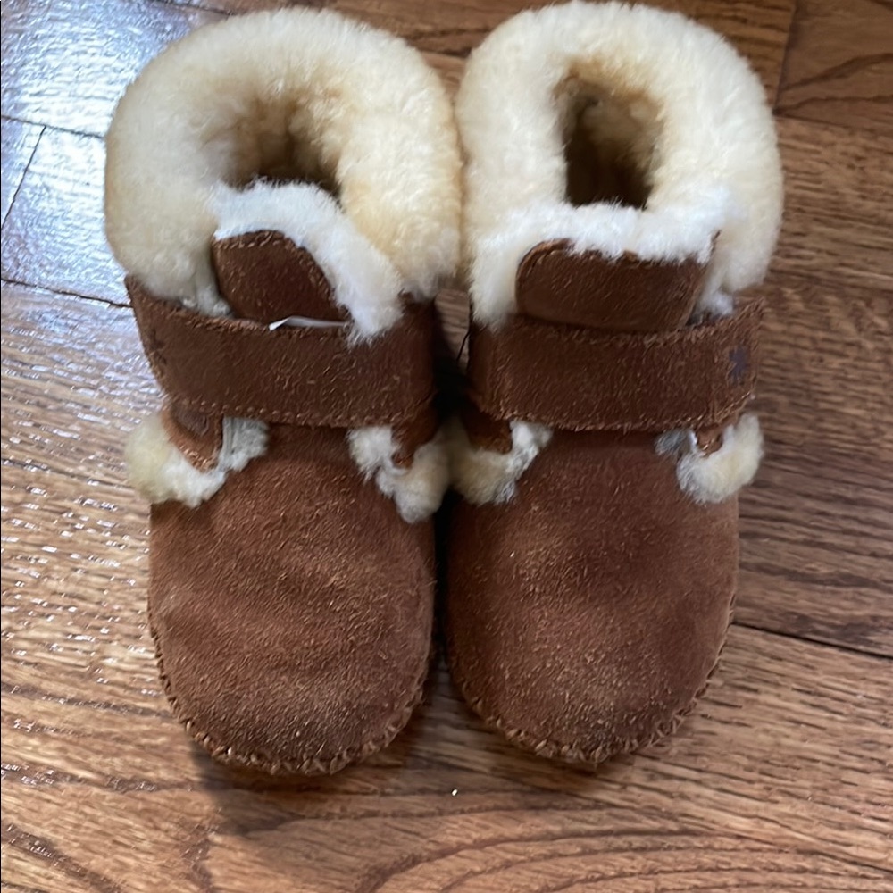 L.L. Bean Kids Brown and Cream Slippers